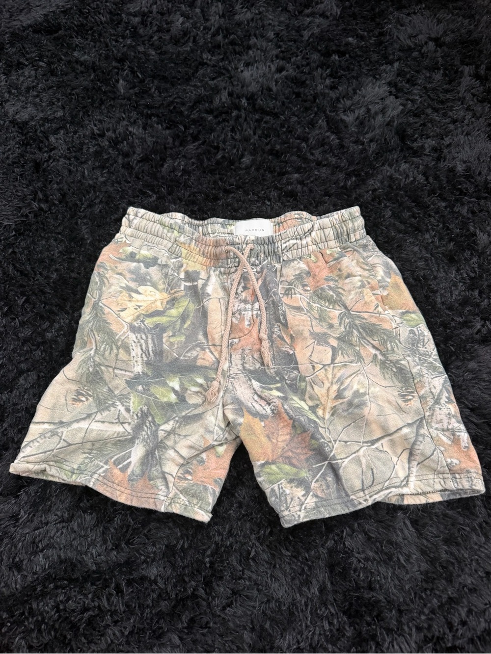 PacSun Men's Leaf Camo Shorts in Green, Tan, Brown